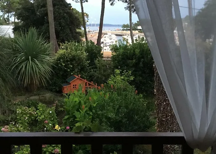 La Maison Face Au Port